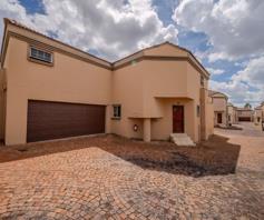 Townhouse for sale in Equestria