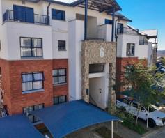 Apartment / Flat for sale in Greenstone Hill