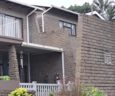 Townhouse for sale in Uvongo Beach