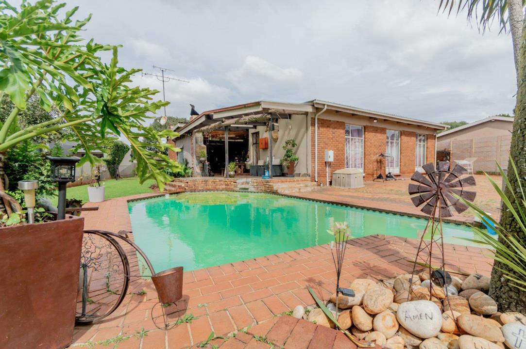 Listing number: P24-117145384, Image number: 1