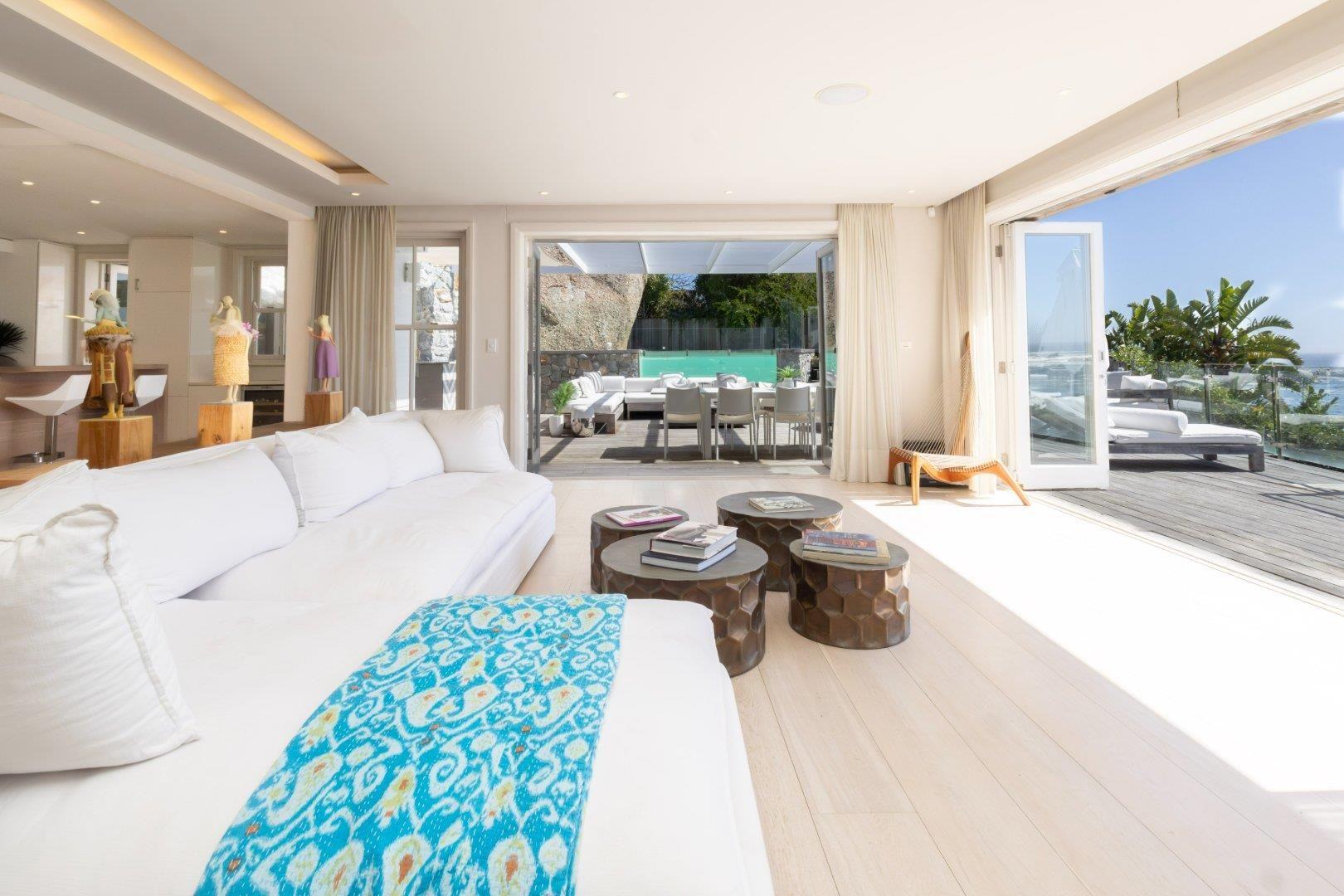 Photo of 4 Bedroom House to rent in Clifton