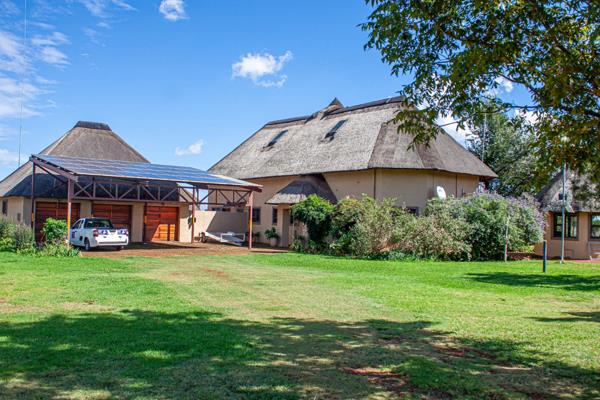 6 Bedroom Farm for Sale in Rietkol AH