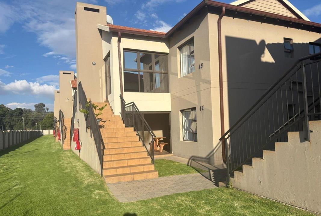 2 Bedroom Apartment / flat for sale in Brentwood Park - 41 Santa Monica, 22 Calvinia Road - Benoni