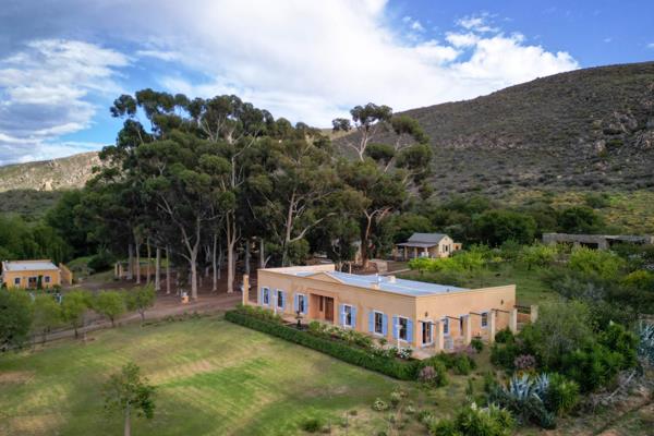 11 Bedroom Farm for Sale in Willowmore Rural