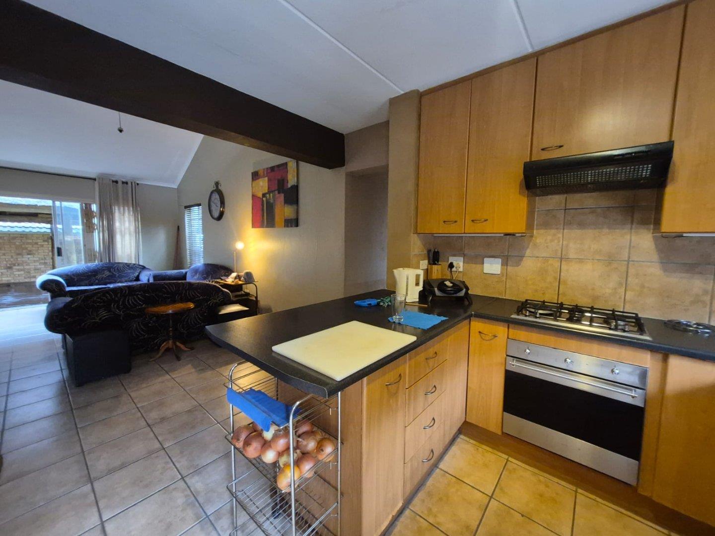 3 Bedroom Townhouse for sale in Radiokop - Unit 18 Keetmans 1204 ...