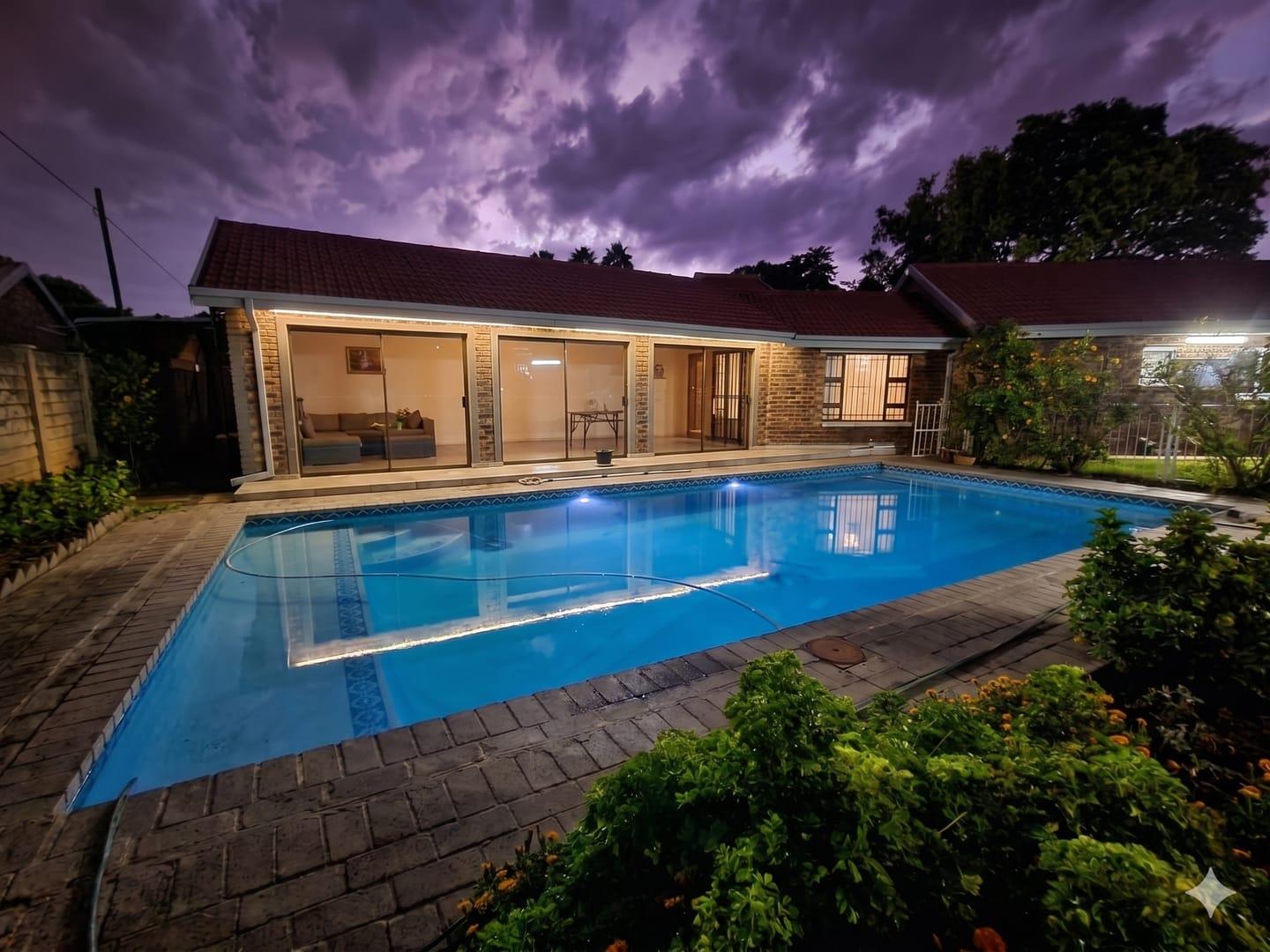 4 Bedroom House for sale in Falcon Ridge - P24-117152336
