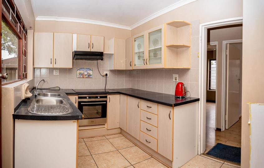 Listing number: P24-117150935, Image number: 2