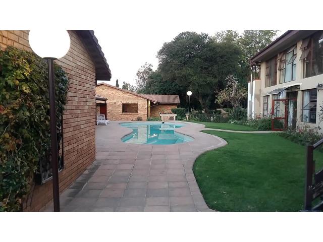 Listing number: P24-117153387, Image number: 2