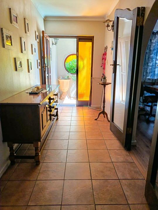 Listing number: P24-117154375, Image number: 2