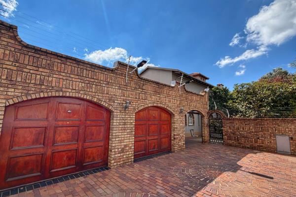 5 Bedroom House for sale in The Hill - 47 3rd Avenue - P24-117158442
