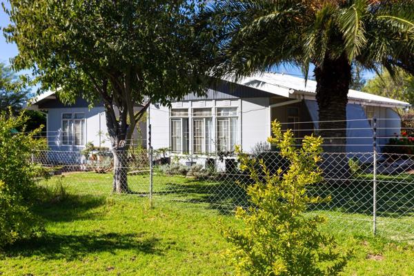 Set in the peaceful riverside village of Oviston, this inviting 3-bedroom home offers a relaxed lifestyle surrounded by natural beauty ...