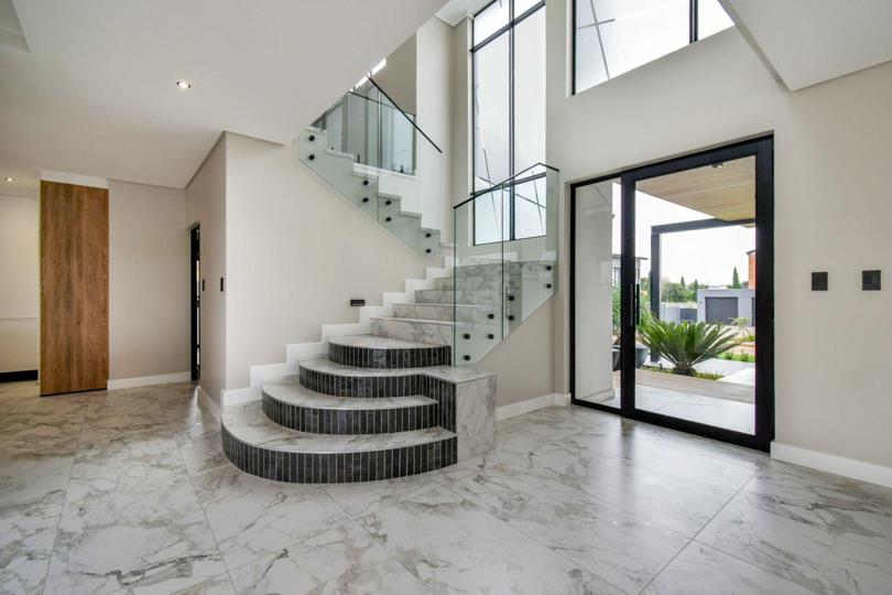 Listing number: P24-117156871, Image number: 3, Image