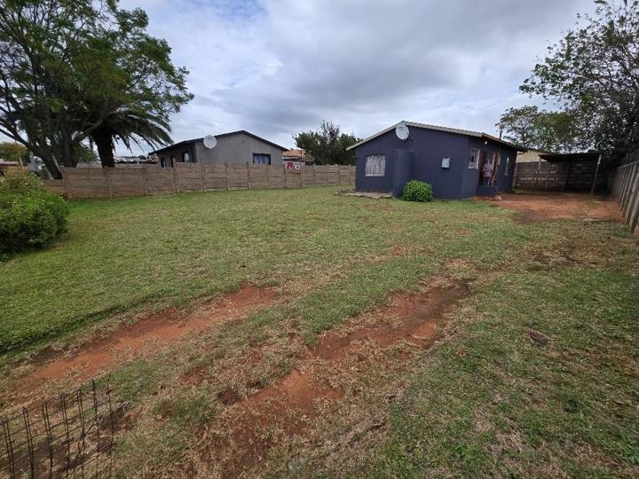 3 Bedroom House for sale in Palm Ridge - P24-117157329