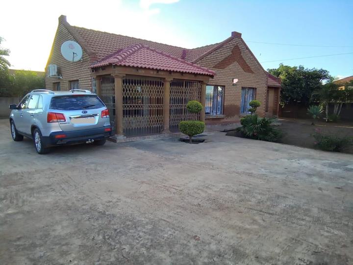 Listing number: P24-117157741, Image number: 2