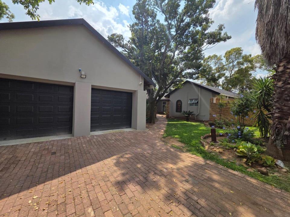 Listing number: P24-117158806, Image number: 1