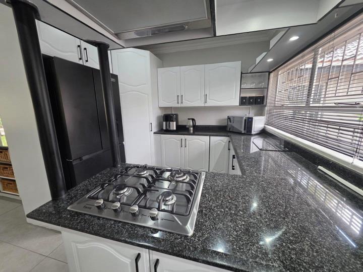 Listing number: P24-117158806, Image number: 3