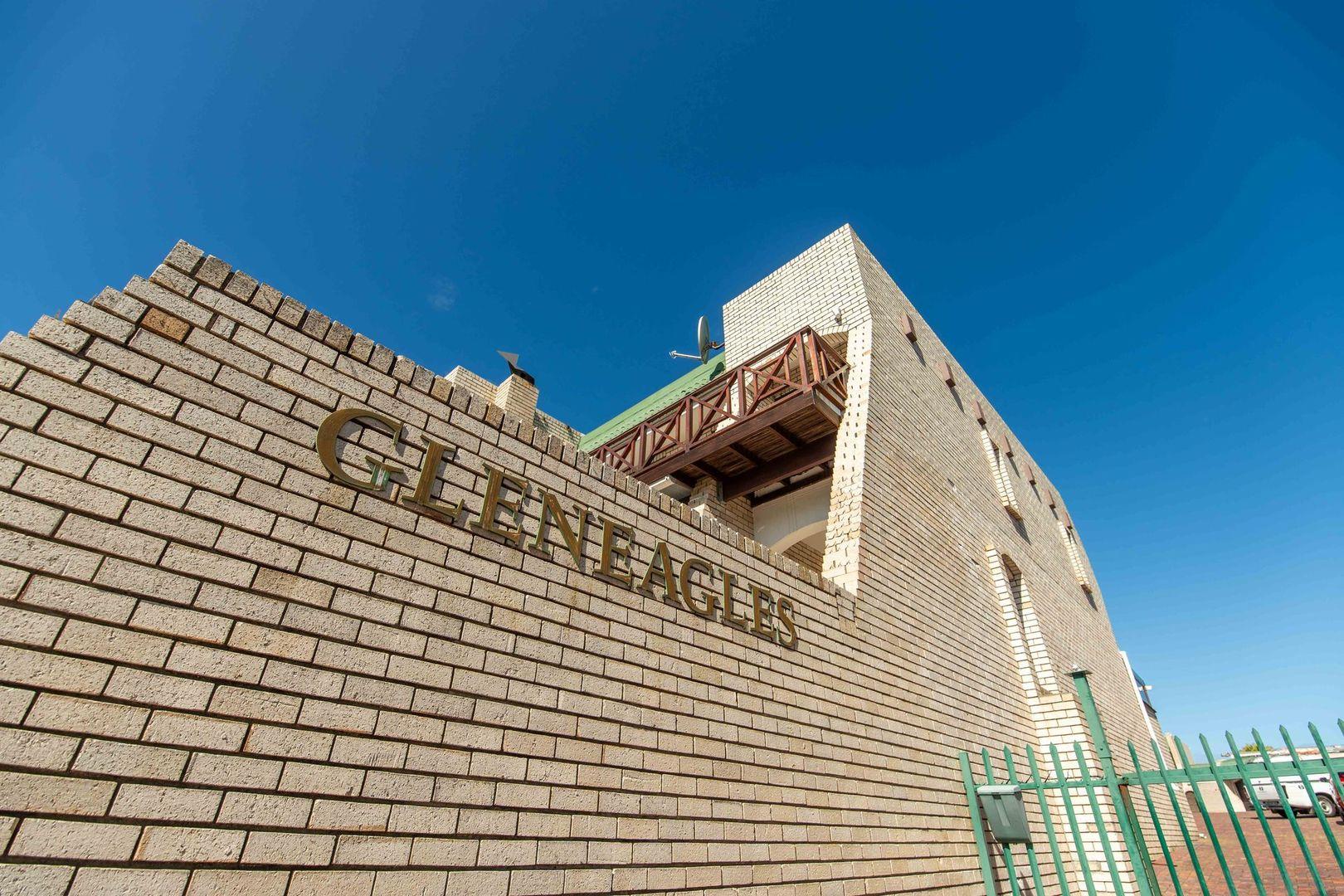 3 Bedroom Townhouse for sale in Humewood - P24-117159175