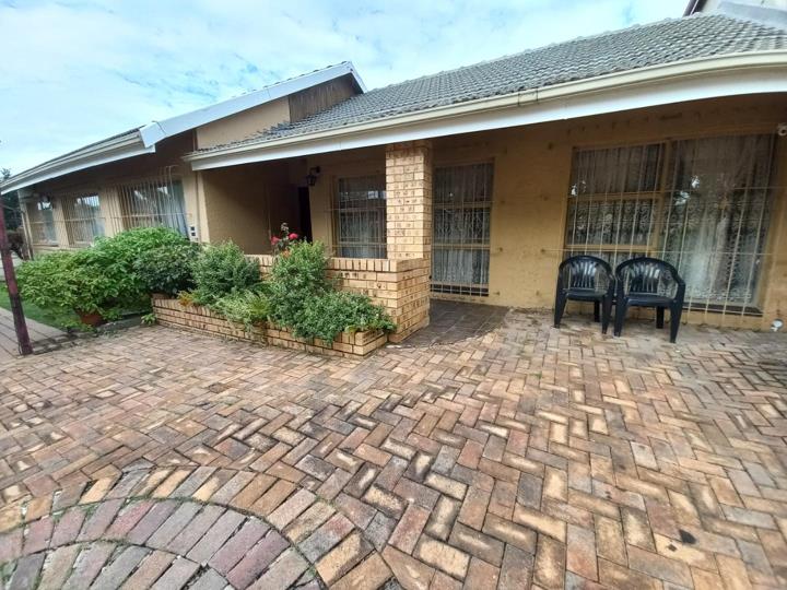 Listing number: P24-117159664, Image number: 3