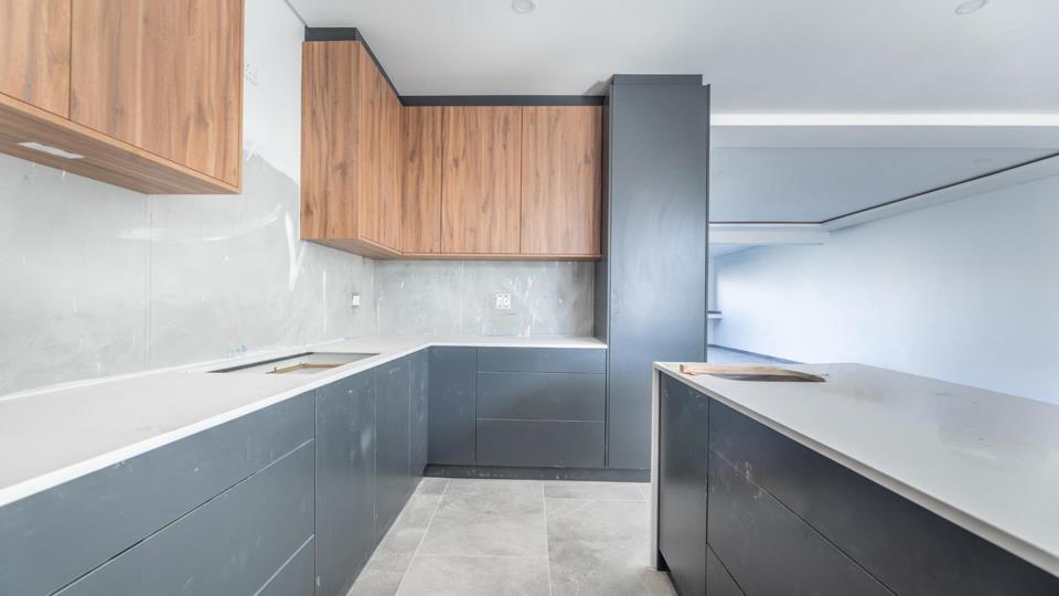 Listing number: P24-117160813, Image number: 3