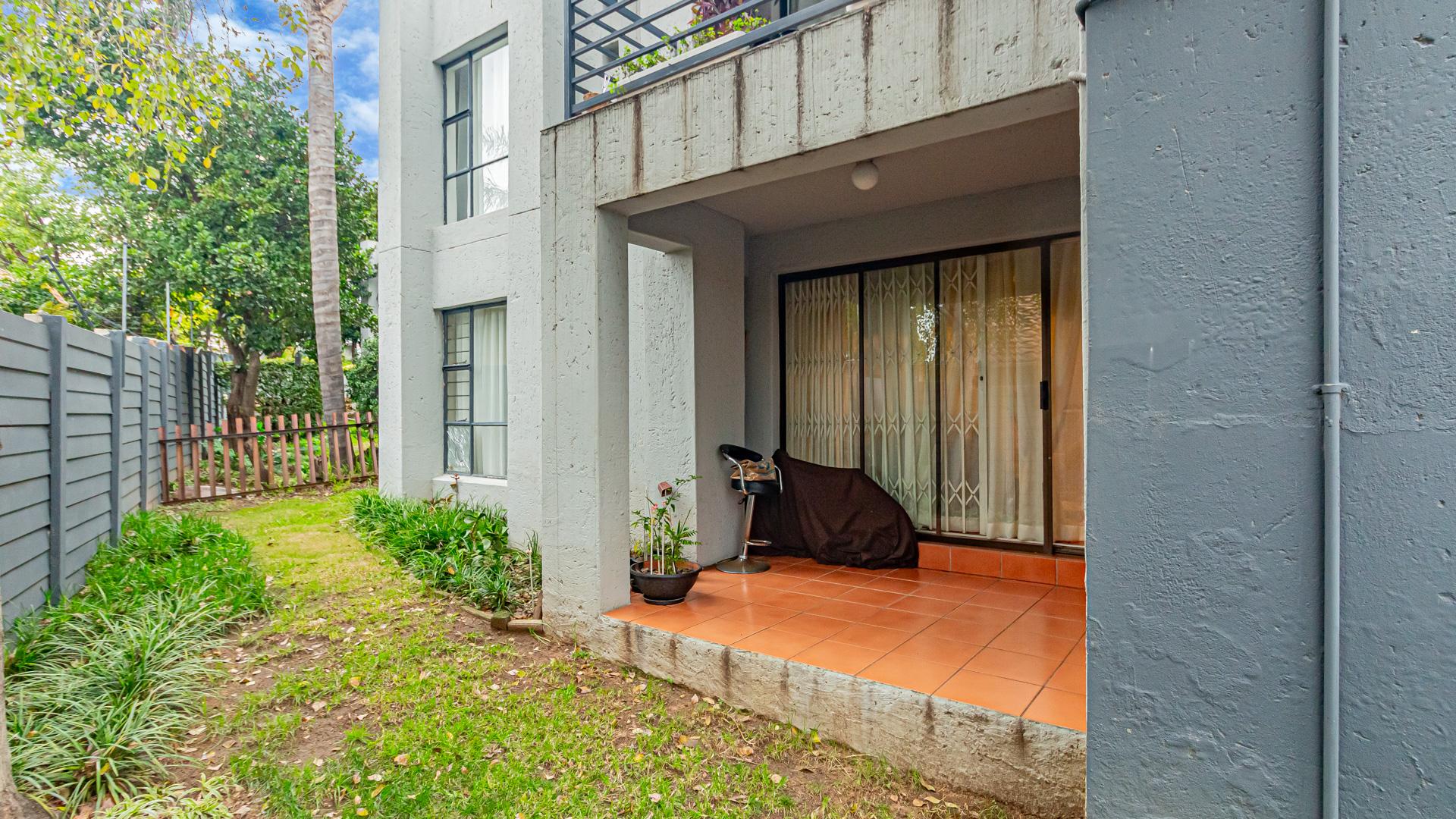 2 Bedroom Apartment / flat for sale in North Riding - P24-117085631