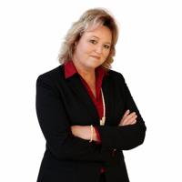 Agent profile for Theressa Oosthuizen