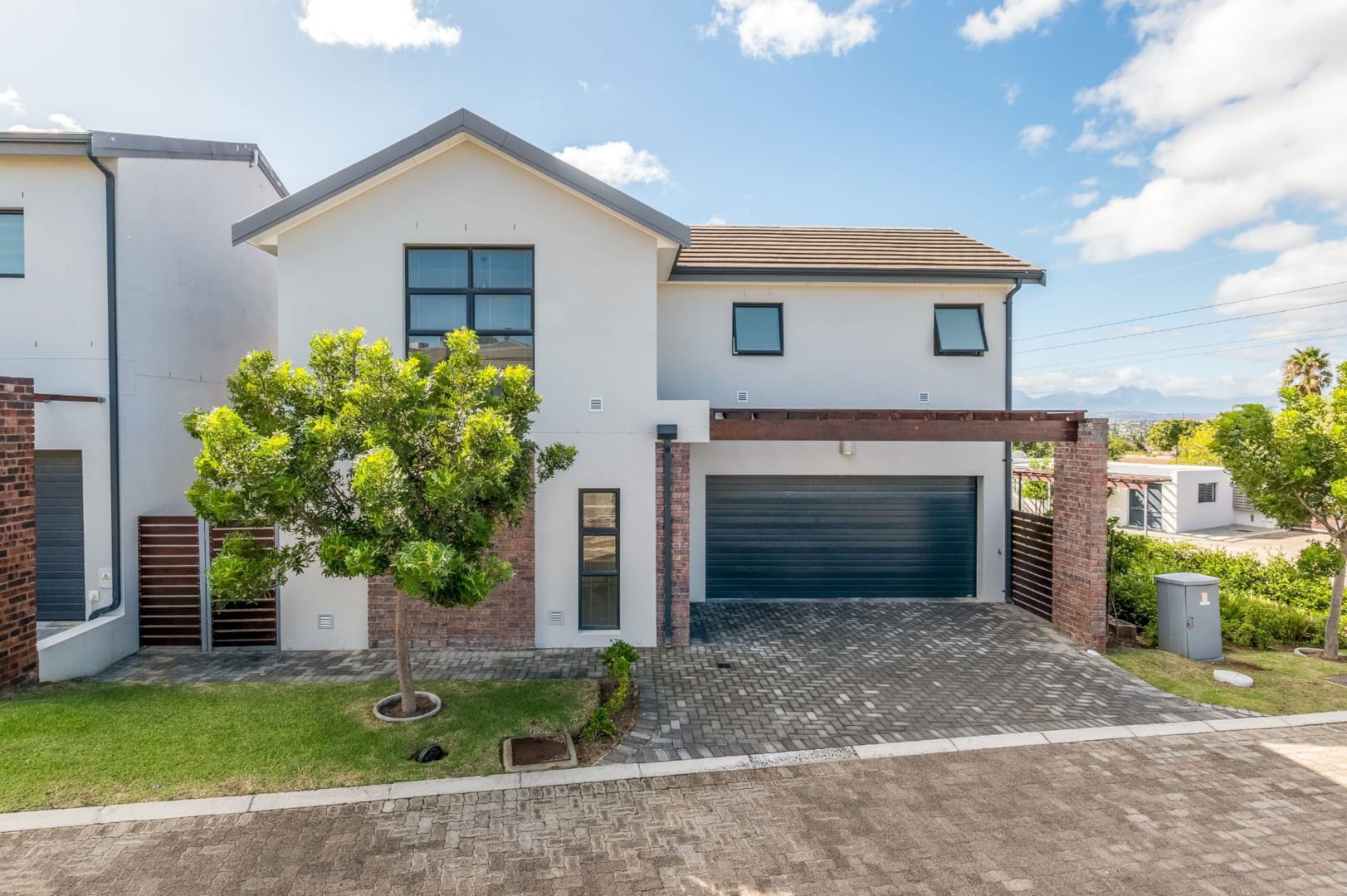 3 Bedroom House for sale in Langeberg Ridge - P24-117165475