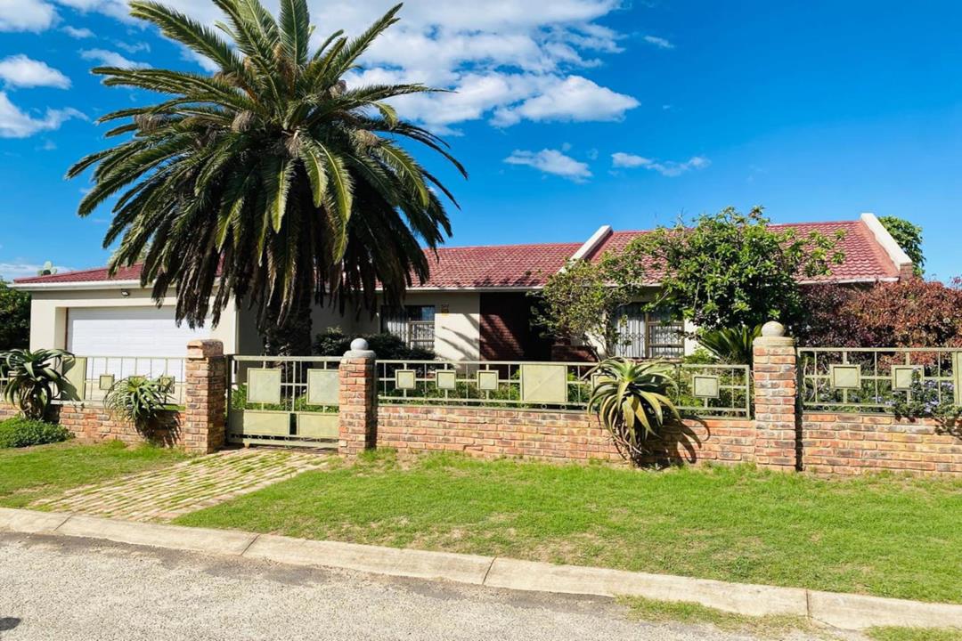 3 Bedroom House for sale in Motherwell Nu 5 - 11 Ciko Street - Gqeberha