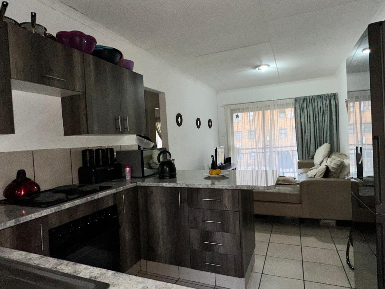 2 Bedroom Apartment / flat for sale in Witfield - 83 ( 181 ) Ss ...