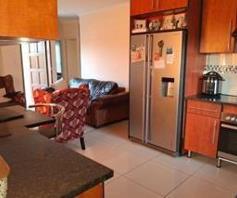 House for sale in Heatherview