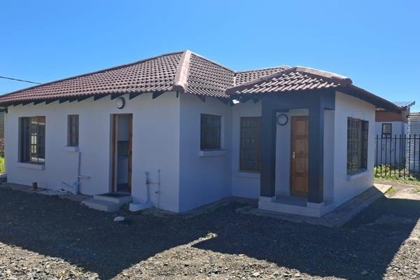 AVAILABLE IMMEDIATELY

This house features the following:

- 3 Spacious Bedrooms with an ensuite bathroom for the main bedroom
- 2 Full ...