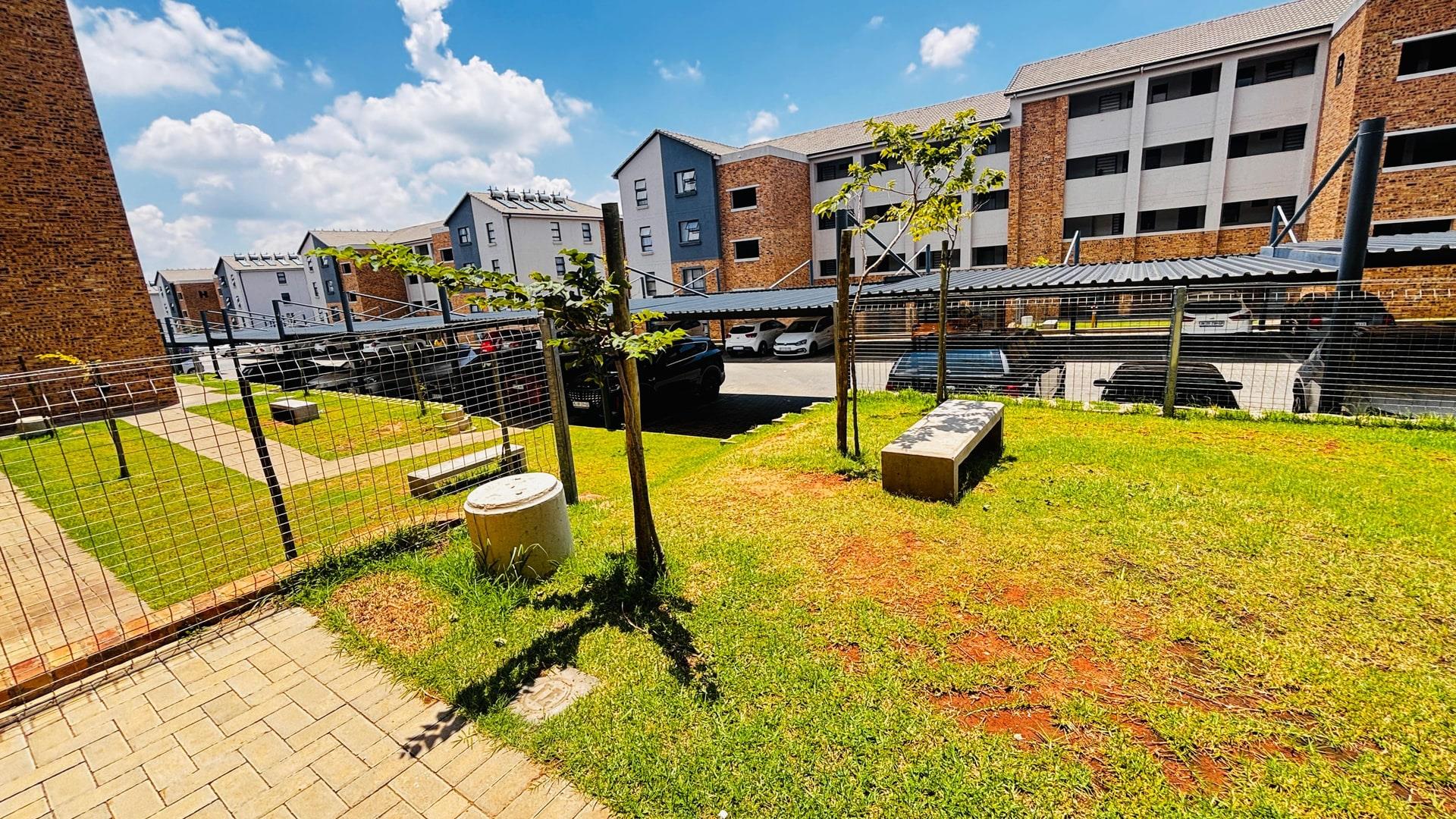 2 Bedroom Apartment / flat for sale in Riverside View - P24-116789009