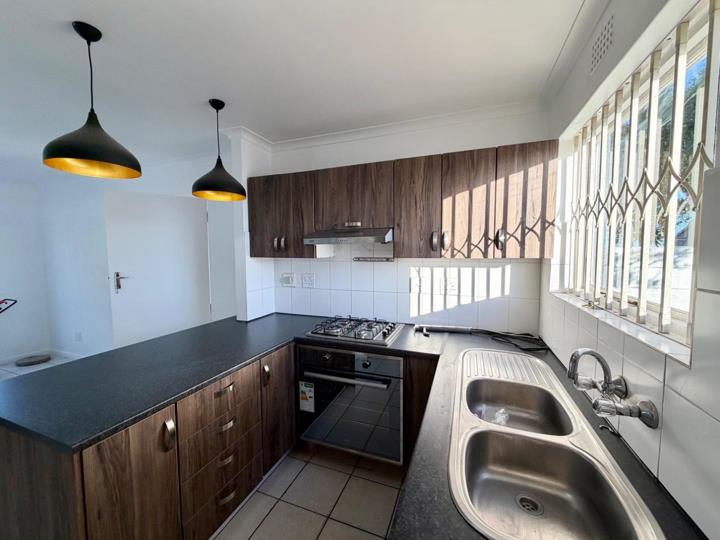 Listing number: P24-117166915, Image number: 2