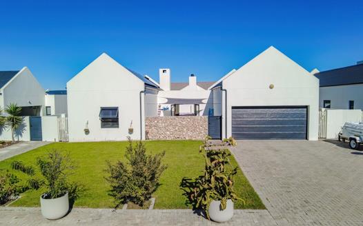 3 Bedroom House for sale in Atlantic Sands Private Estate