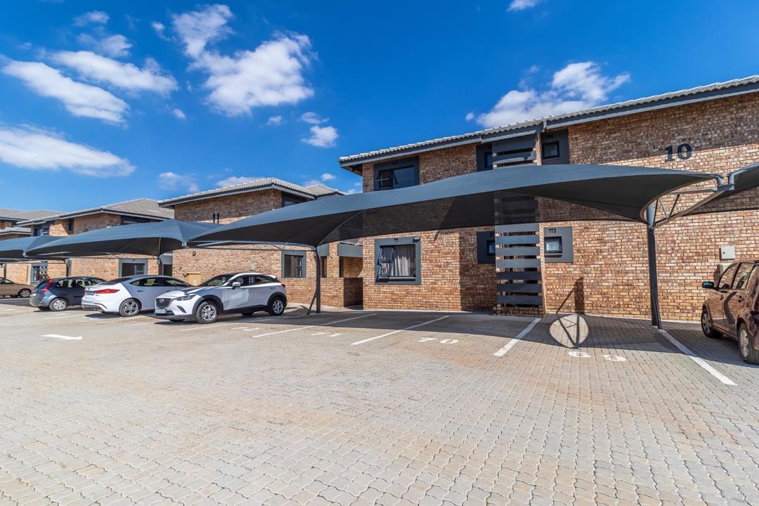 2 Bedroom Apartment / flat for sale in Rynfield AH - P24-117176953