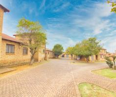 Townhouse for sale in Witpoortjie