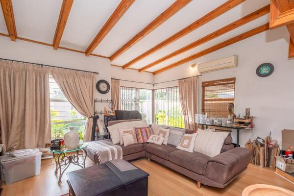Discover outstanding value with this generously sized 2-bedroom, 2-bathroom sectional title apartment, available through the Standard ...