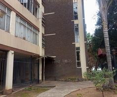 Apartment / Flat for sale in Sunnyside