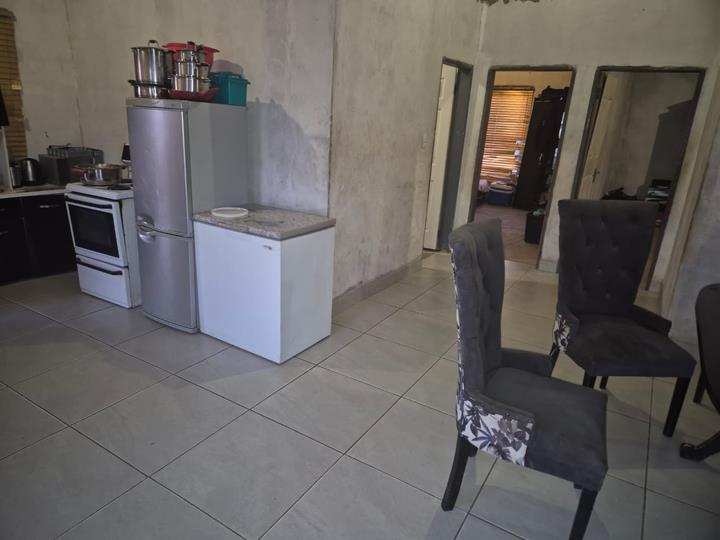 Listing number: P24-115129472, Image number: 2