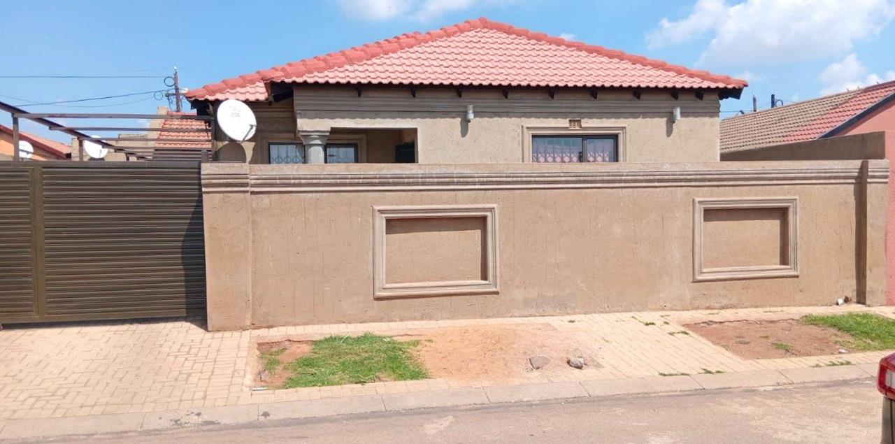 Listing number: P24-117180878, Image number: 1