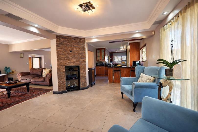 4 Bedroom House for sale in North Riding - P24-117167871