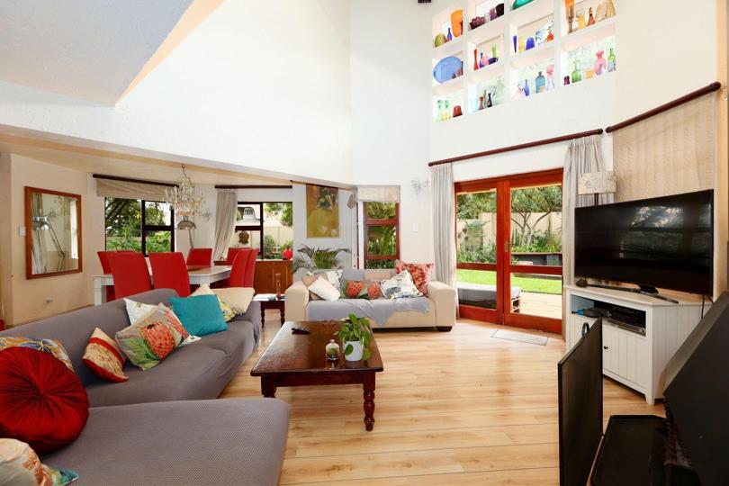 Listing number: P24-117183250, Image number: 2