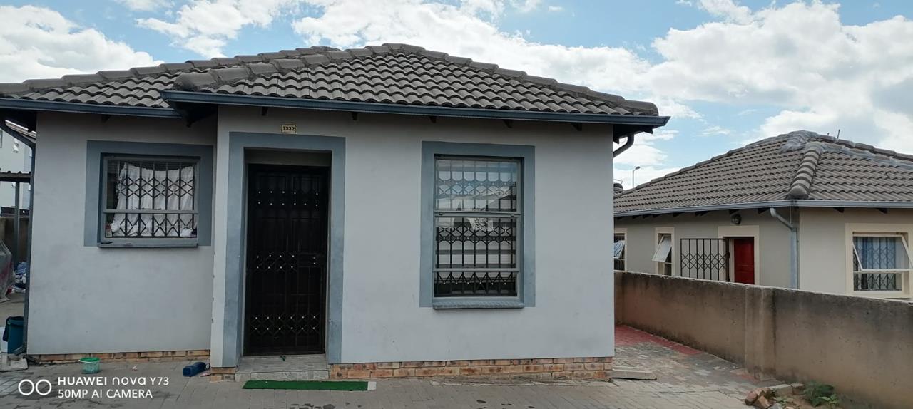 3 Bedroom House for sale in Riverside View - P24-117186854