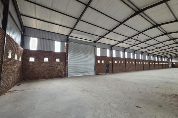 This 1,050m2 ground floor industrial facility in Verulam is engineered for high volume storage and distribution. Designed for mid sized ...