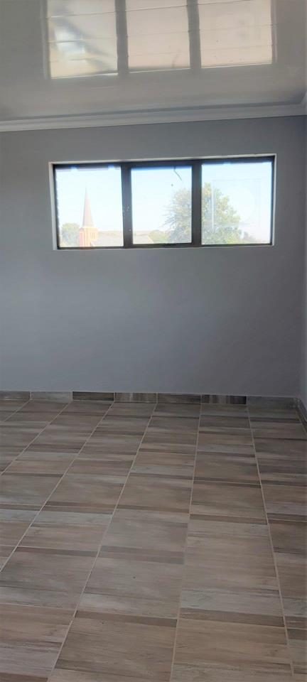 1 Bedroom Apartment / Flat to Rent in Witbank Central