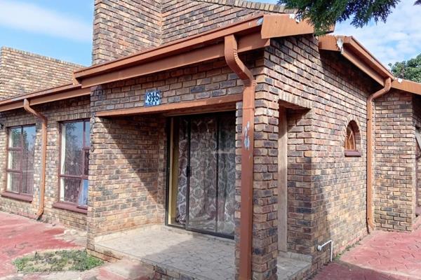 This 85m² three-bedroom house in Lethlabile, Block B sits on a huge stand with great potential for the right buyer. The property includes a carport for secure parking and a shed ...