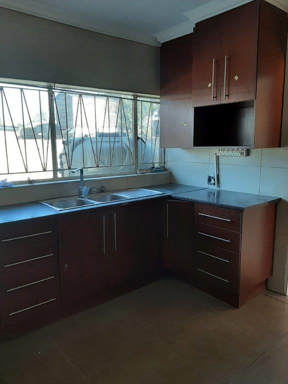Listing number: P24-117190002, Image number: 1