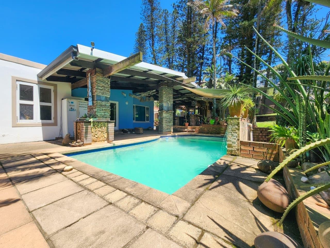 4 Bedroom House for sale in Ocean View - P24-117190263