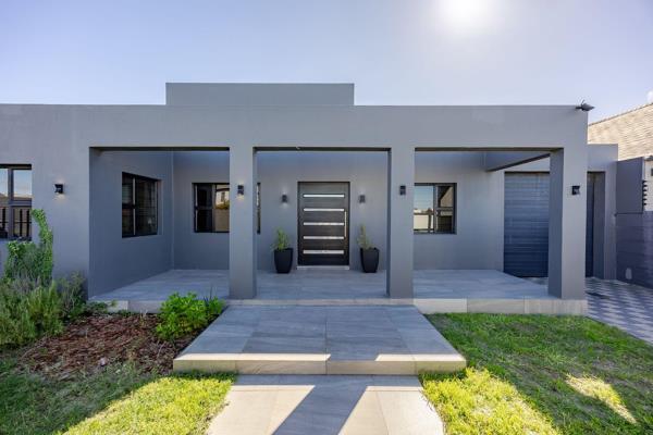 This absolute gem of a property, set on an expansive 508sqm erf, offers the perfect ...