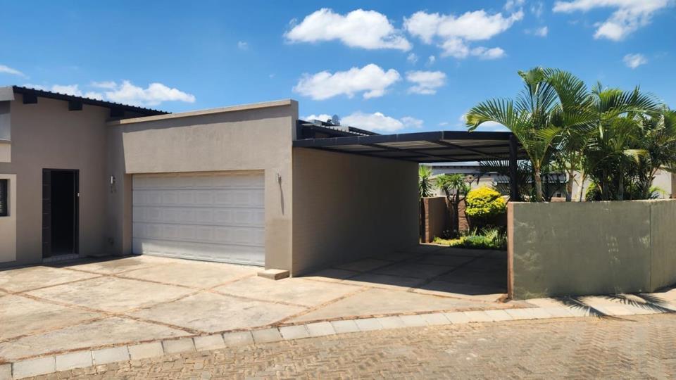 3 Bedroom House for sale in Rustenburg Rural - 24 Donkerhoek Road - P24 ...