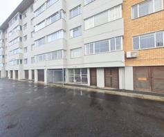 Apartment / Flat for sale in Paarl Central